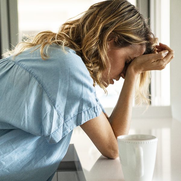 Metrolina-Neurological-Associates-woman-suffering-a-migraine